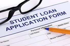 Applying for student loan [Photo: CFNC]