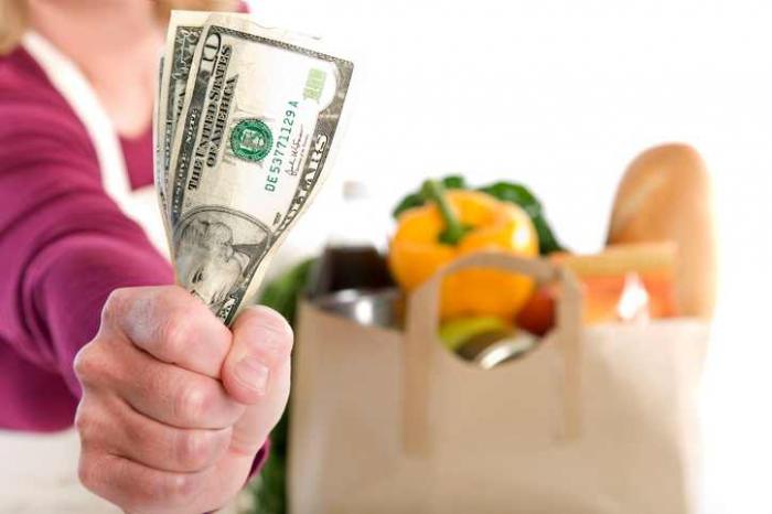 Little-known Food Assistance Program 2024: How Americans can receive up to $318 (Photo from: Medical News Today)