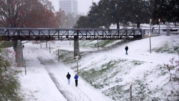 Warm Sunshine or Heavy Storms? Jacksonville’s March Weather Is Keeping Everyone on Edge