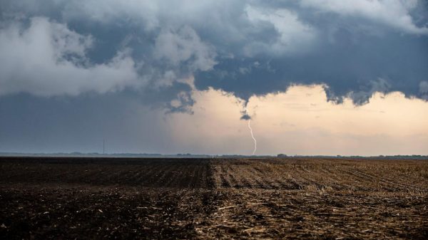 Spring Storm Alert! Indiana Faces Sudden Shift From Warm, Sunny Weather to Heavy Rain & Thunderstorms